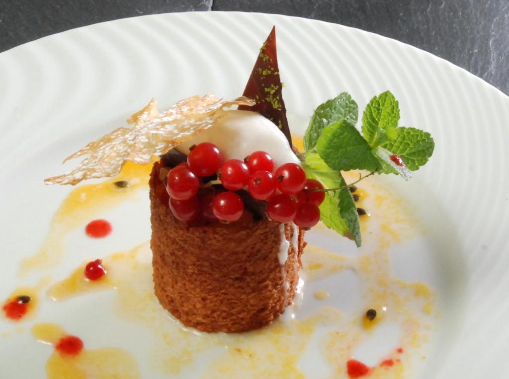 Logis Hotel Saint-Roch Pleumartin Ngoại thất bức ảnh
