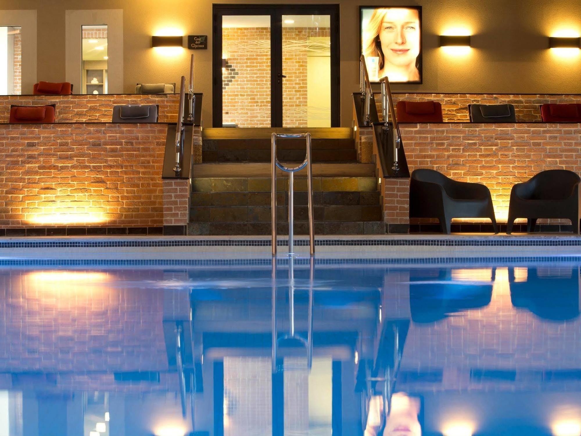Logis Hotel Saint-Roch Pleumartin Ngoại thất bức ảnh